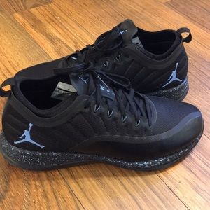 Jordan Low-Top Cross-Trainer Shoes